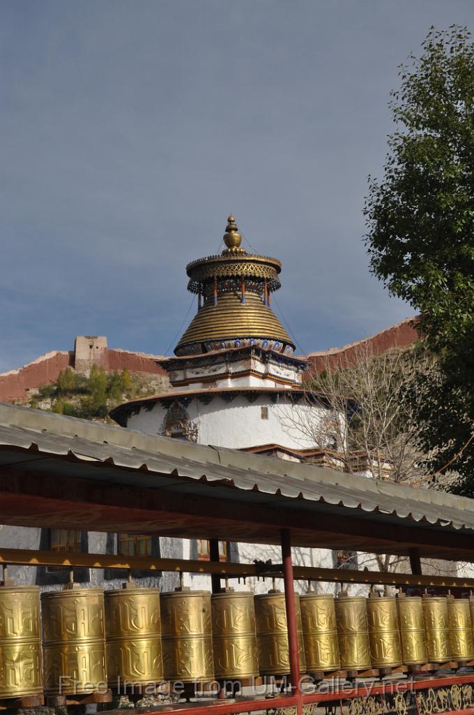 10092011Xigaze-Gyangzi-Palcho Monastery-dzong_sf-DSC_0642.JPG